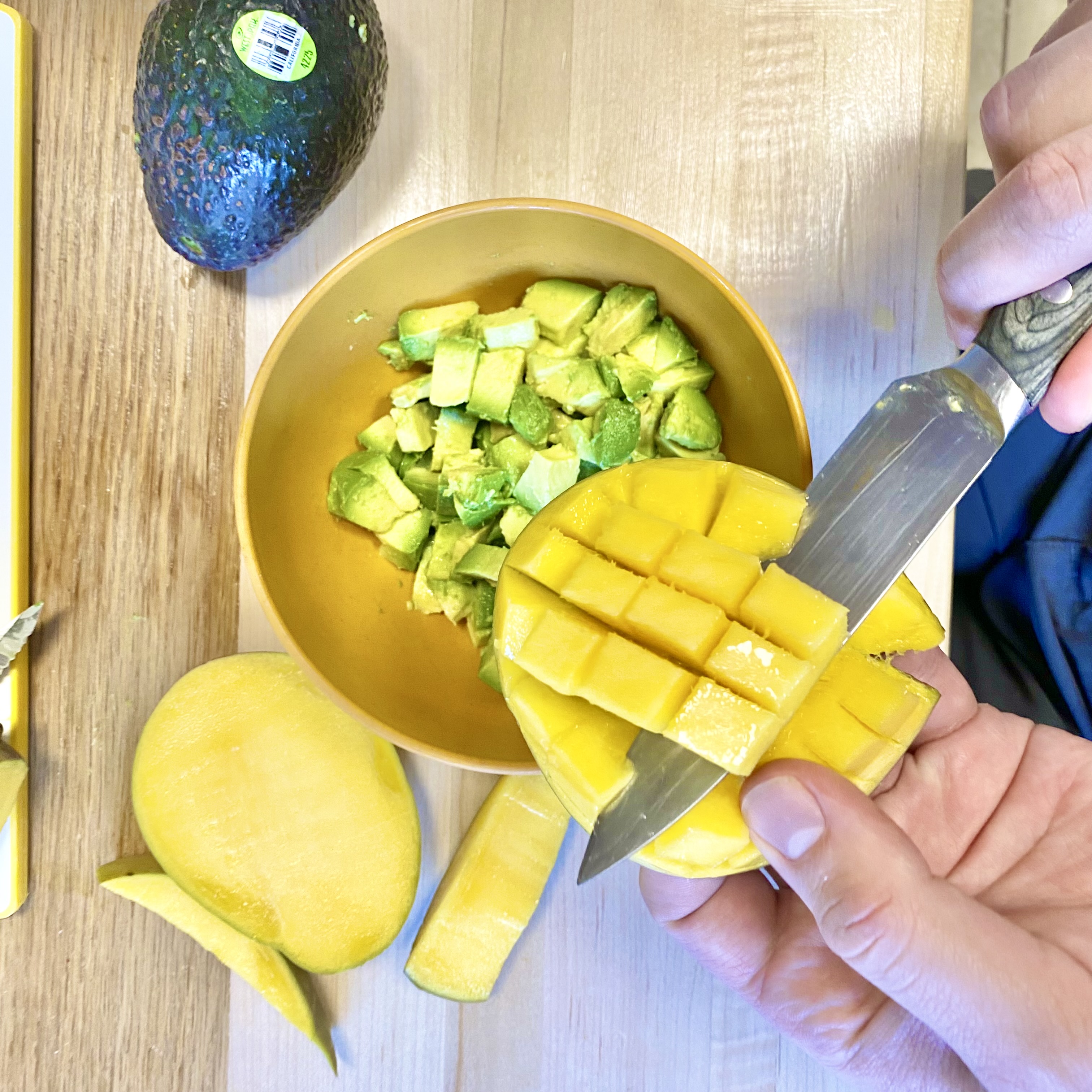 salmon with mango salsa