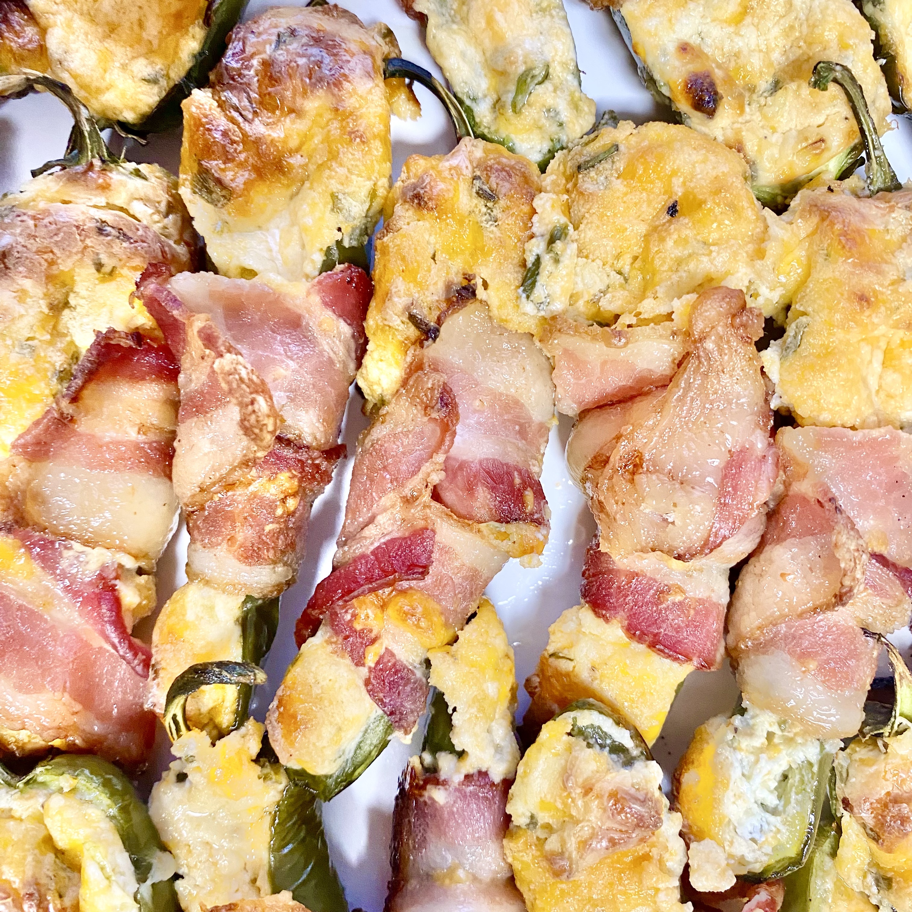 Bacon-Wrapped Jalapeño Poppers