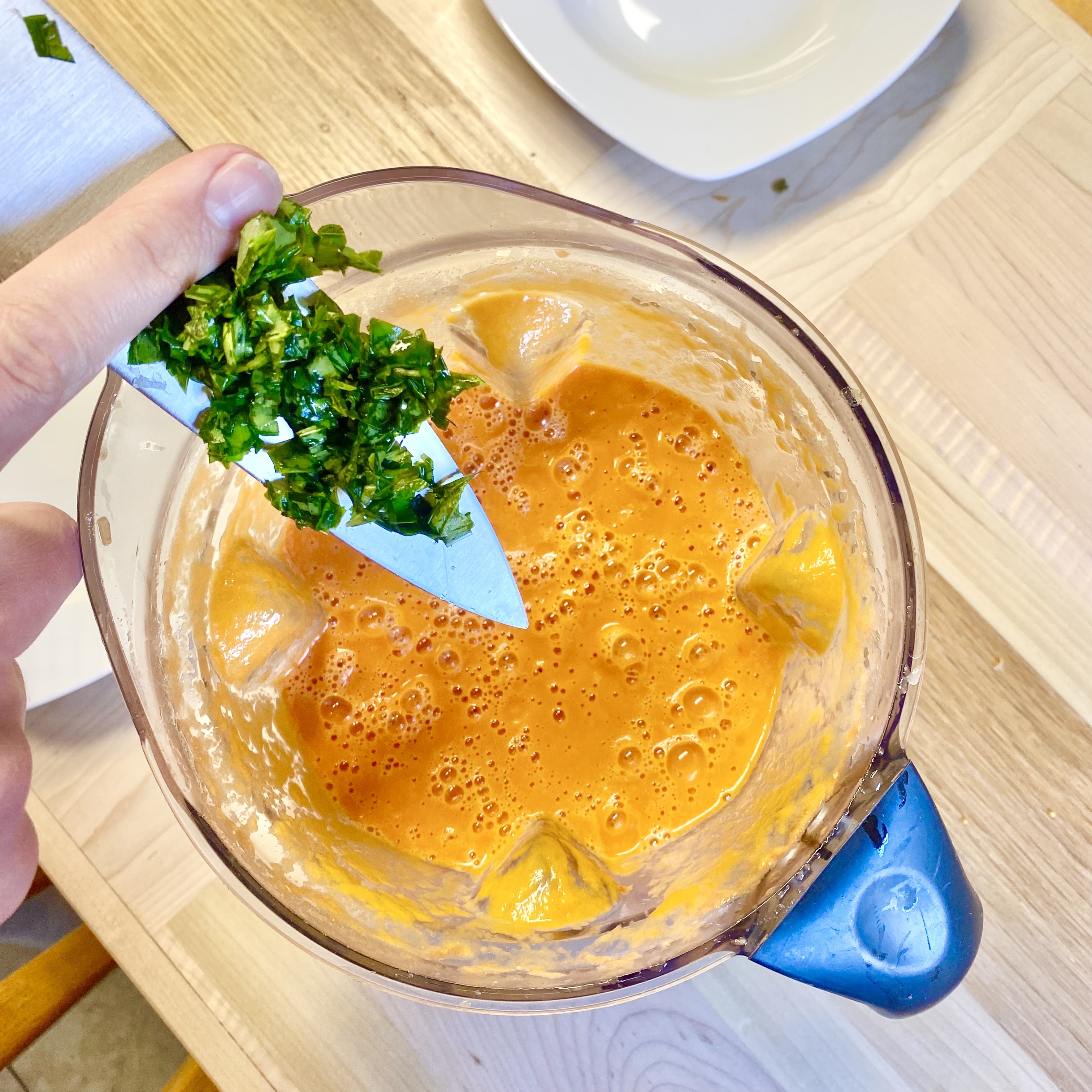 Tomato basil soup with cashews