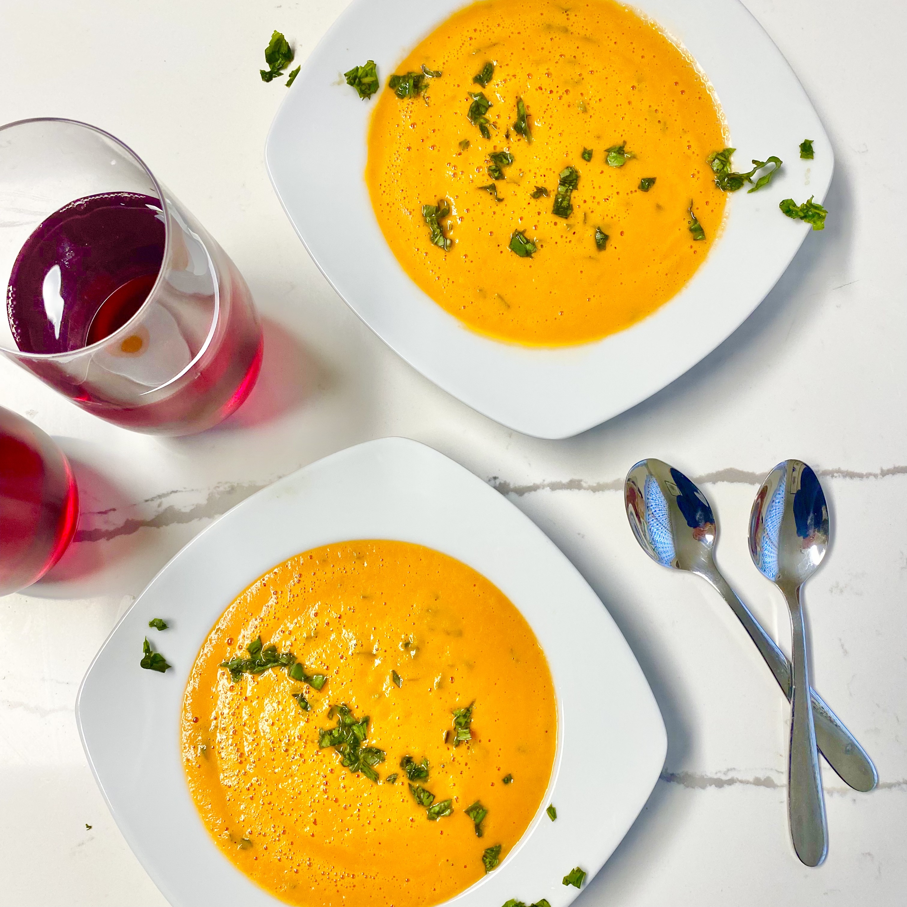 Tomato basil soup with cashews